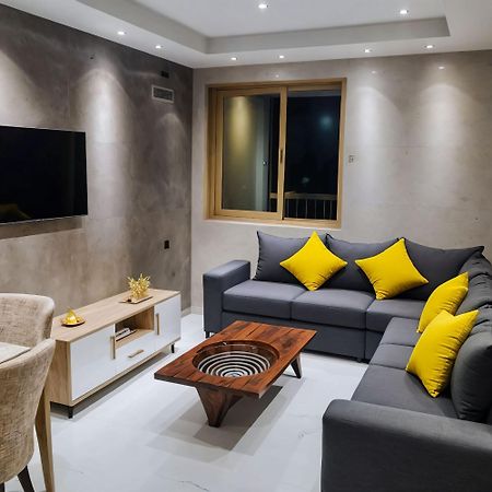 Super Apartement Totalement Neuf A Cote De Marjane Avec La Climatisation Et Wifi 탕헤르 외부 사진