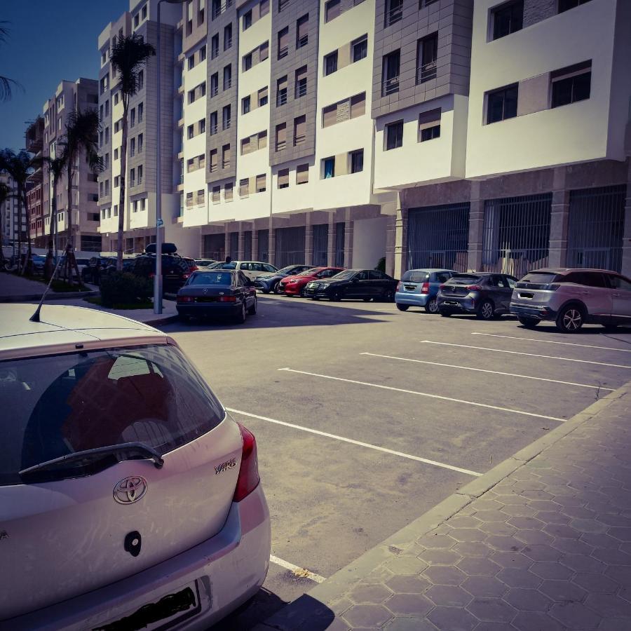 Super Apartement Totalement Neuf A Cote De Marjane Avec La Climatisation Et Wifi 탕헤르 외부 사진