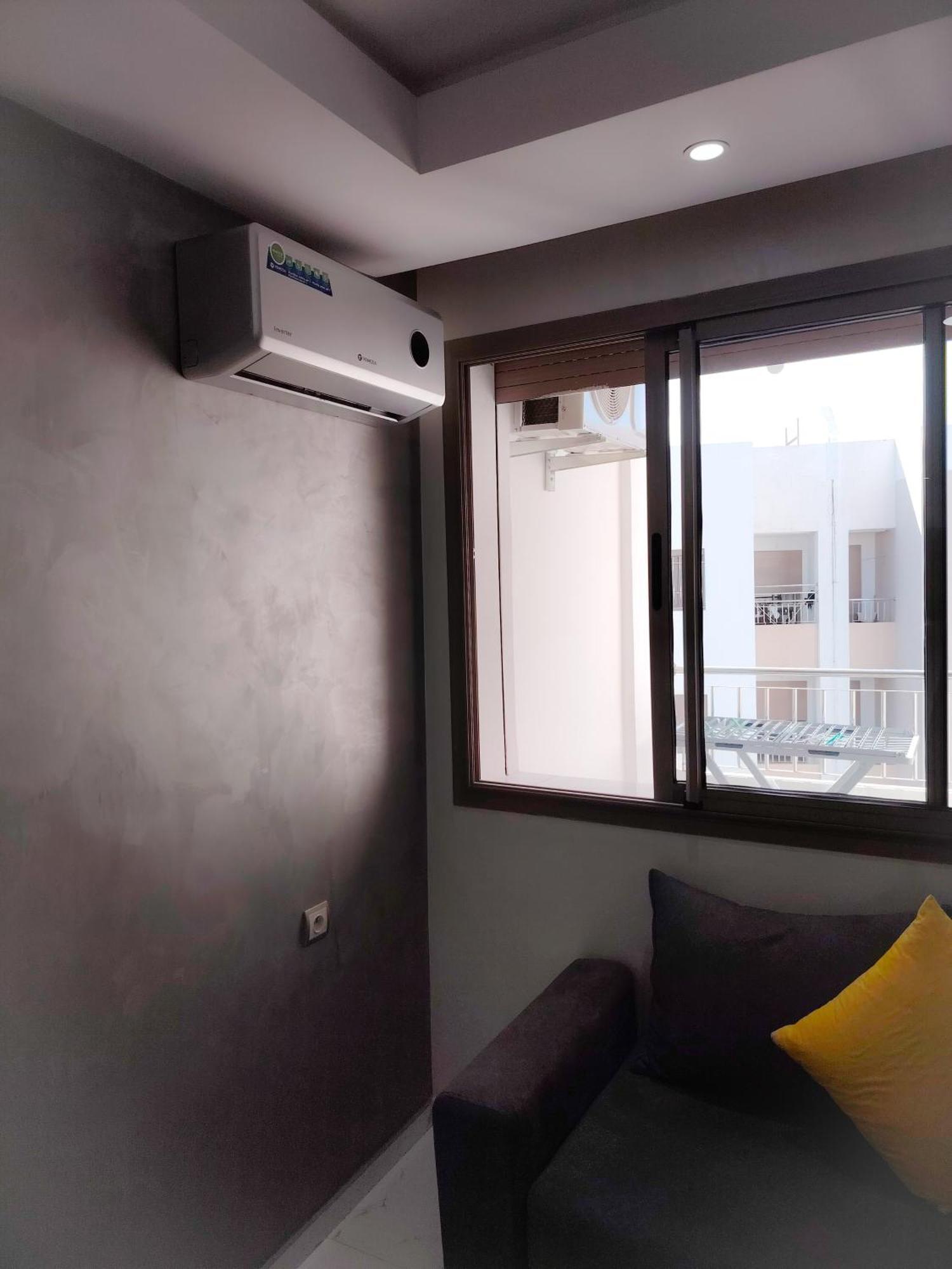 Super Apartement Totalement Neuf A Cote De Marjane Avec La Climatisation Et Wifi 탕헤르 외부 사진